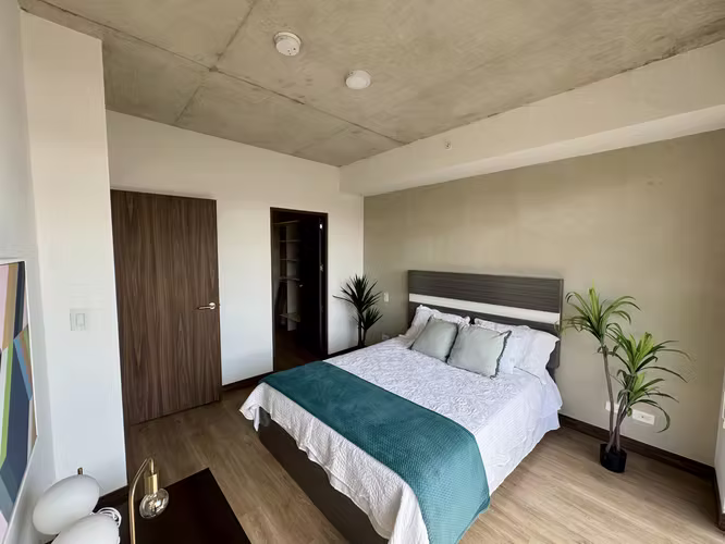 Alquiler Apartamento Amueblado en La Uruca | 2 Habitaciones | Balcón | Seguridad 24/7