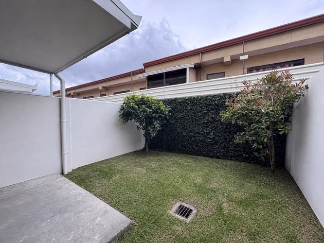 Alquiler de casa en Condominio Brisas del Bosque