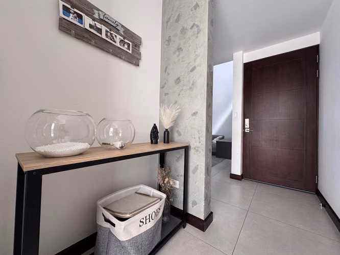 Venta de Moderna Casa en Condominio Lomas de Ayarco