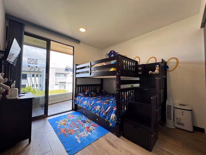 Venta de Moderna Casa en Condominio Lomas de Ayarco