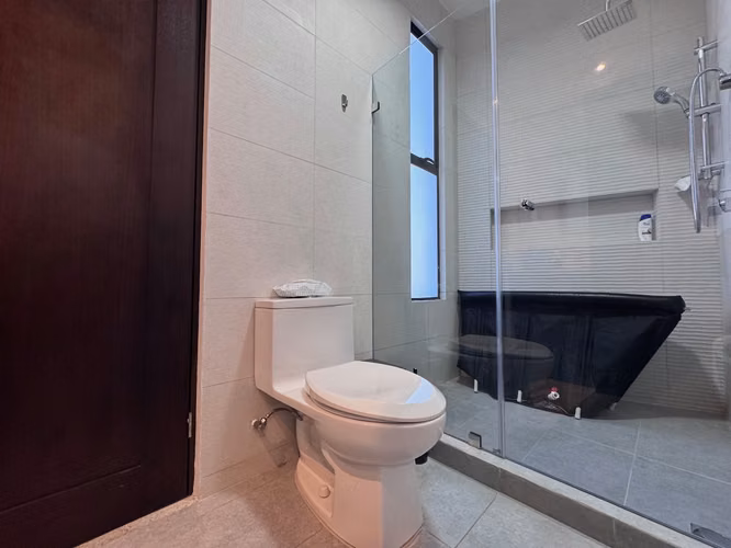 Venta de Moderna Casa en Condominio Lomas de Ayarco