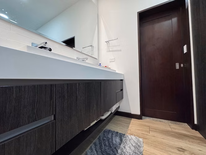Venta de Moderna Casa en Condominio Lomas de Ayarco