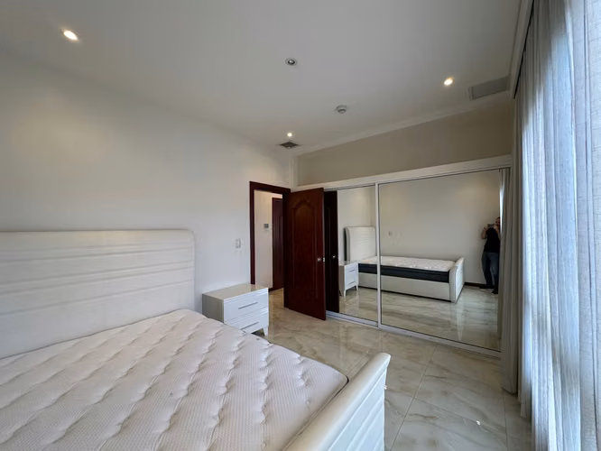 Exclusivo Apartamento Amueblado – San Rafael de Escazú.