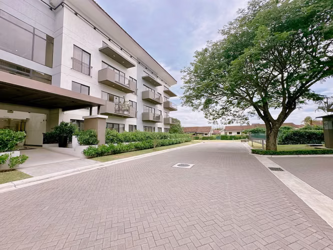 ALQUILER DE APARTAMENTO EN SANTA ANA