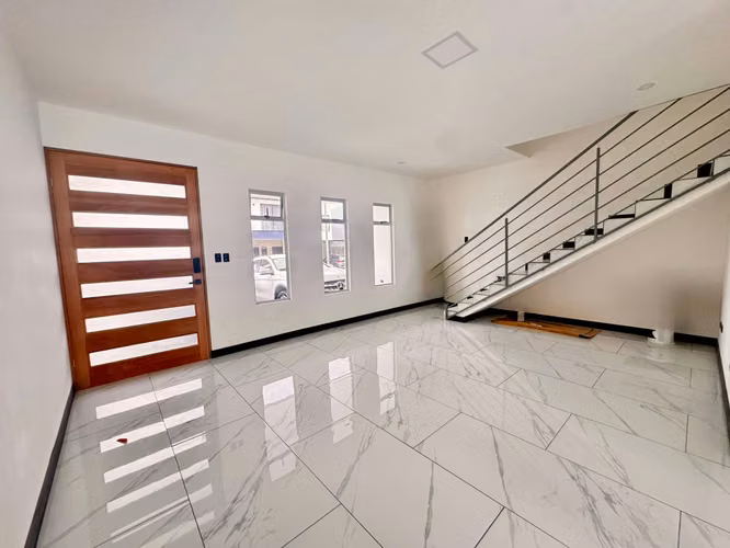 Estrene casa en Condominio cerca del Franco Costarricense, rebajada!! - Imagen 4