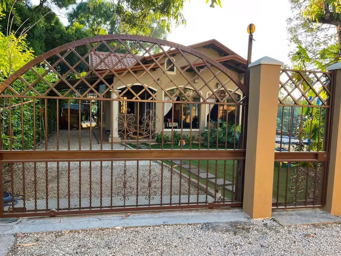 Se Vende Hermosa Casa - RA