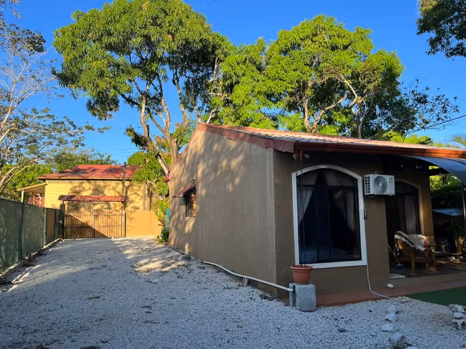 Se Vende Hermosa Casa - RA