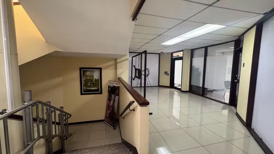 Alquiler/Venta de Oficina en Barrio Dent, San Pedro, Montes de Oca (AD)