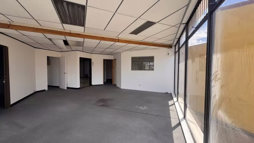 Alquiler/Venta de Oficina en Barrio Dent, San Pedro, Montes de Oca (AD)