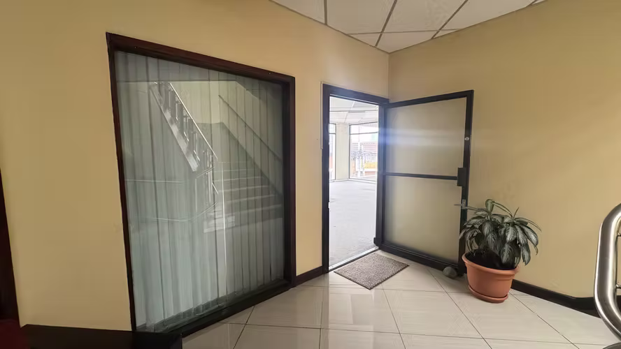 Alquiler/Venta de Oficina en Barrio Dent, San Pedro, Montes de Oca (AD)
