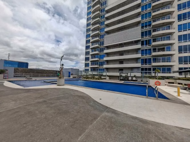 Apartamento en Venta | Torre Paseo Colón | Piso 8 | Terraza Privada | San José
