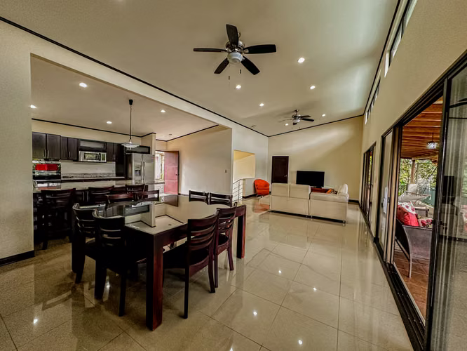 Quinta Exclusiva Frente al Lago Wilson - San Carlos