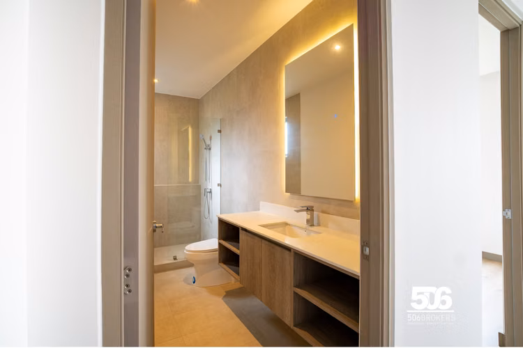Apartamento Nuevo de Lujo en Guachipelín | Vista Panorámica, 3 habitaciones