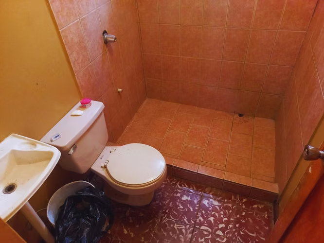 Venta de Amplia Casa Familiar con Potencial Comercial en Barva-San Pedro, Heredia.
