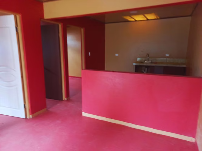 Venta de Amplia Casa Familiar con Potencial Comercial en Barva-San Pedro, Heredia.