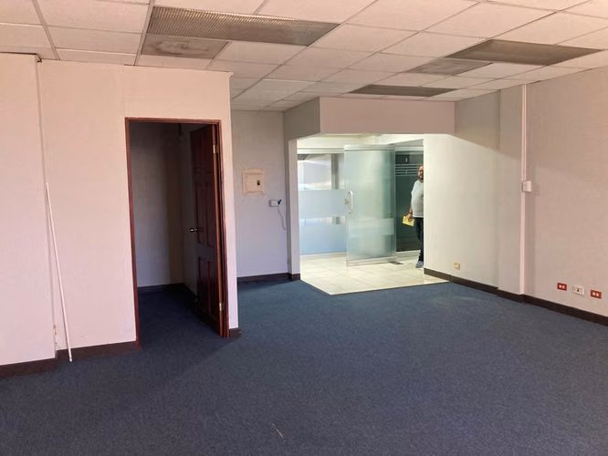 Oficina 100m2 en Rohrmoser
