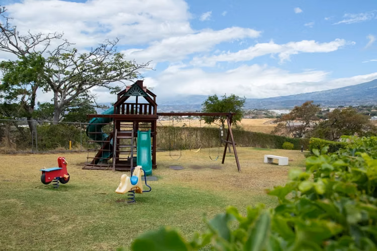 Alquiler apartamento para estrenar, Bosques del Café,  Guachipelín  Escazú