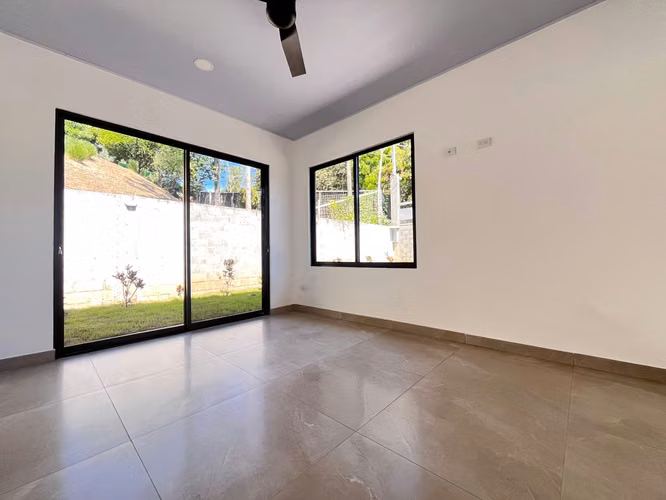 Casa Moderna en Venta en Playa Hermosa, Pacífico Central – Inversión Ideal Cerca del Mar - Imagen 9