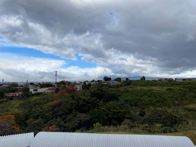 Alquiler de 1 habitación  en Sabana- Amueblado- Incluye servicios