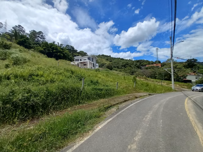 231 / Venta / lote San Antonio de Escazú / Plano / 281 mts2