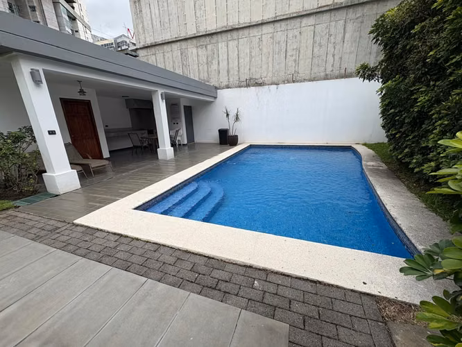 265 / Apartamento / Alquiler / Trejos de Monte Alegre / Condominio / Cerca Av Escazú