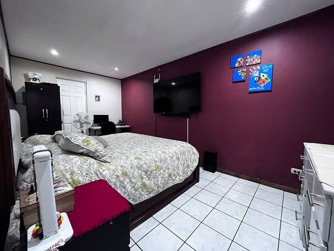 Venta de casa de una planta en La Trinidad de Moravia - Imagen 7
