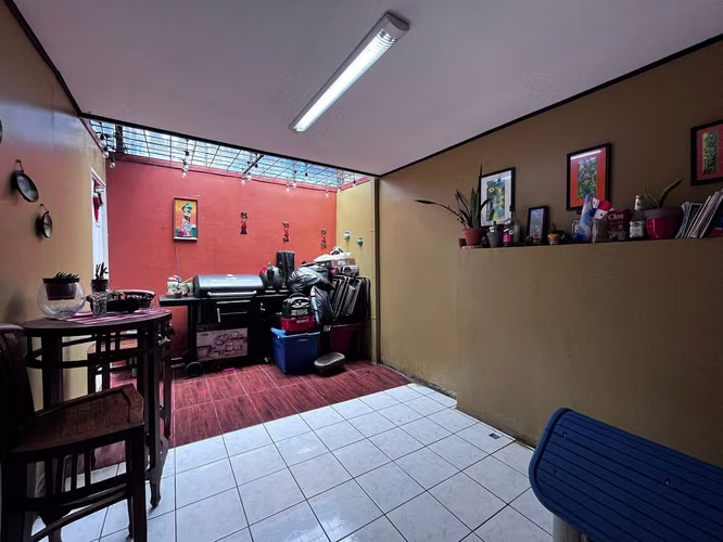 Venta de casa de una planta en La Trinidad de Moravia - Imagen 12