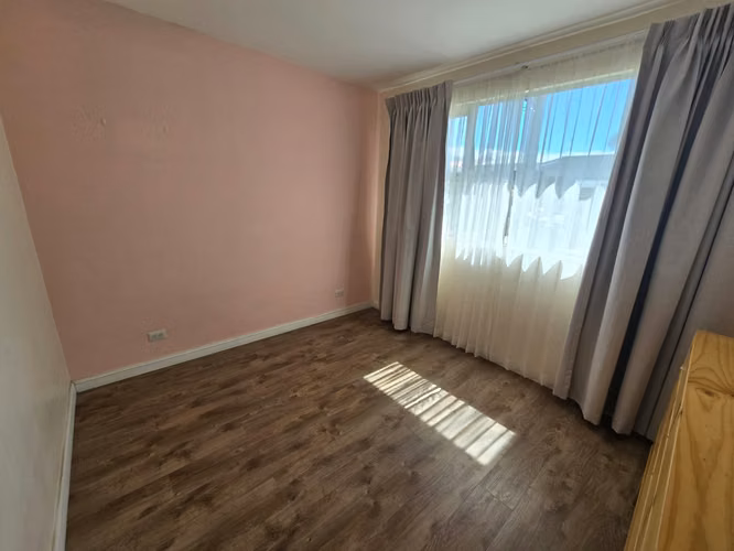 VENTA DE CASA DE UNA PLANTA CON PATIO, EN CONDOMINIO EN ALAJUELA