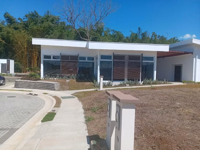 Lote de 160 m² en Grecia Cerca de Zona Franca Evolution