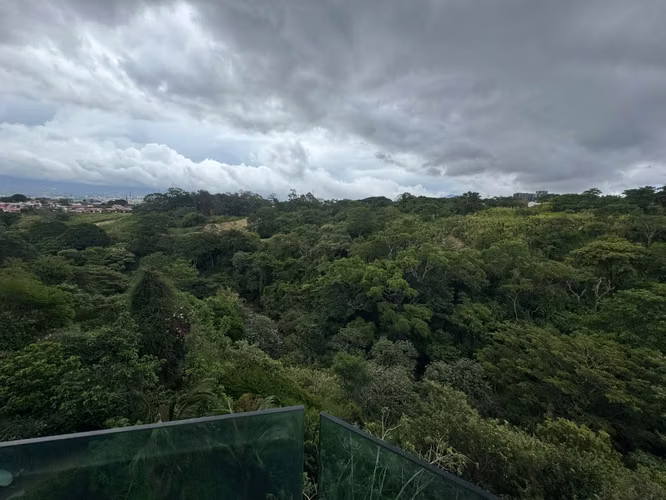 ALQUILER de apartamento en Condominio Paradisus – Rohrmoser