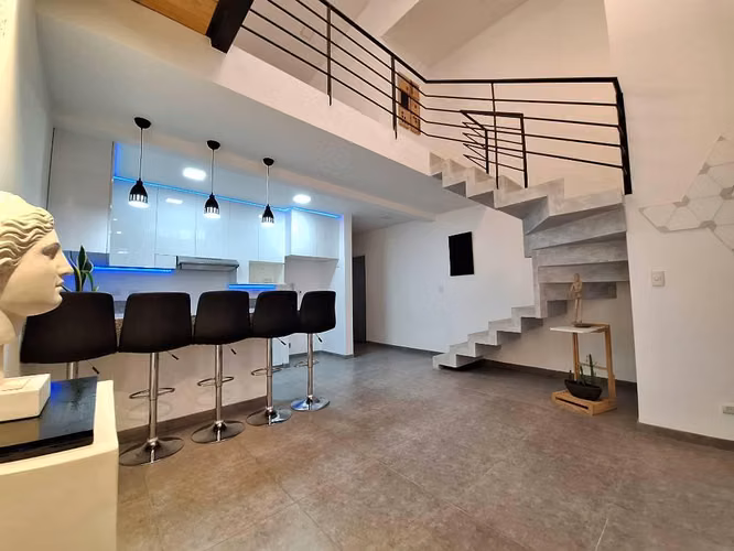 Loft como Nuevo Rohrmoser!!!