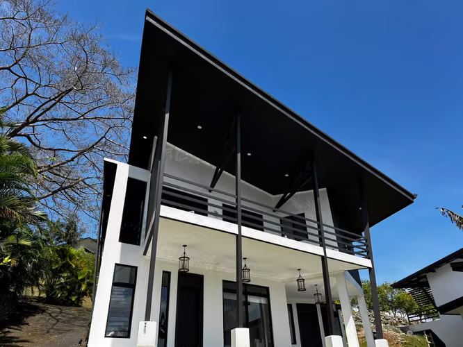 Venta de Hermosa Casa Sarchí Alajuela - Imagen 1