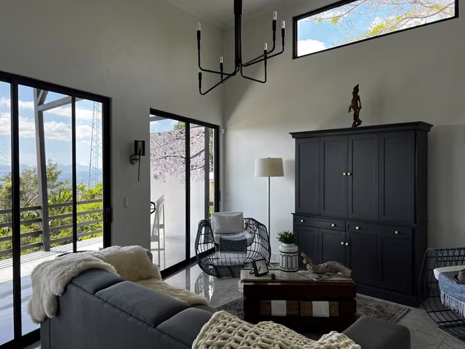 Venta de Hermosa Casa Sarchí Alajuela - Imagen 6