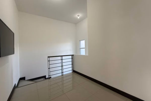 Se vende casa en Guachipelín de Escazú.