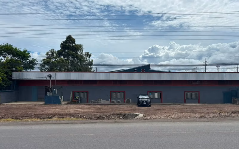 Alquiler comercial e industrial de 650 m² en El Guarco