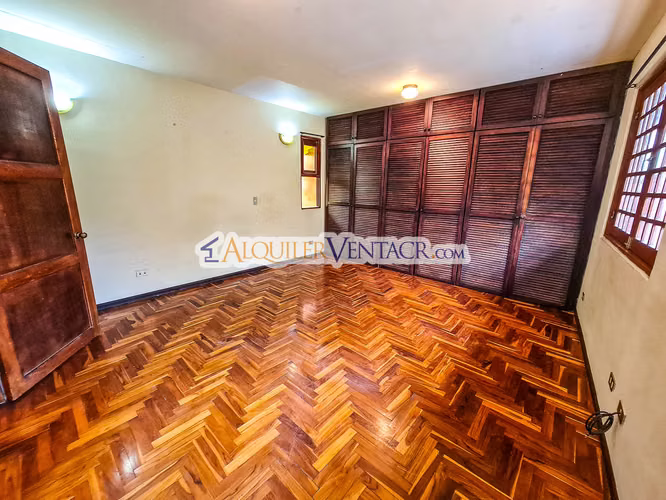 OPORTUNIDAD! PROPIEDAD DE 1.400 M2 CON 2 CASAS EN SAN RAFAEL ESCAZU X COUNTRY CLUB - Imagen 16
