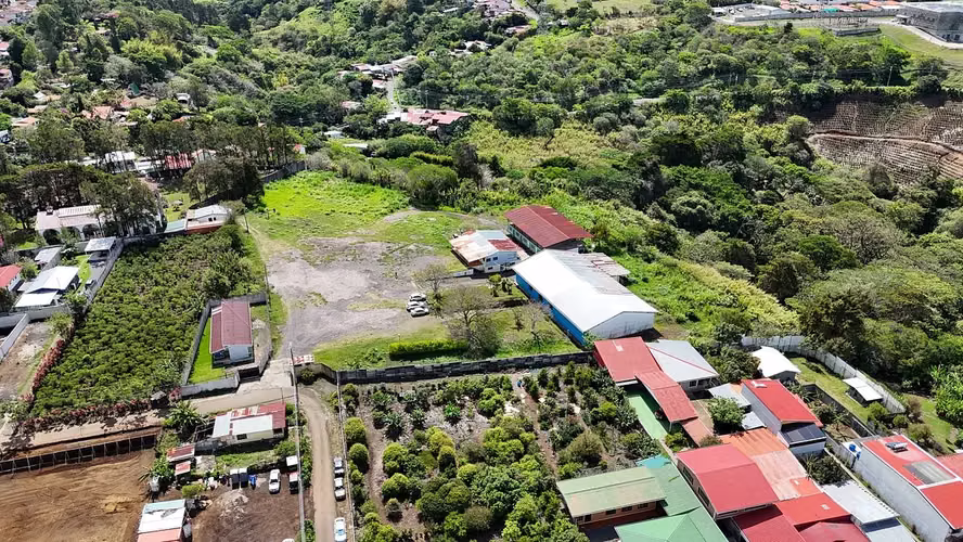 Venta Lote para Inversión Residencial y Comercial Santo Domingo Heredia - Imagen 2