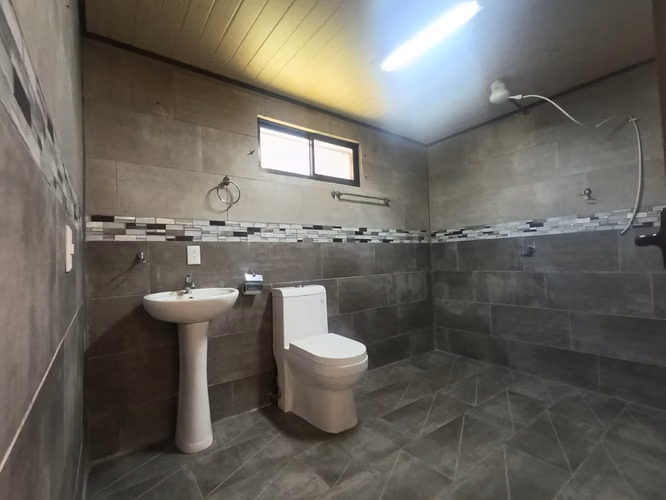 Alquiler de  Casa en Grecia -San Luis con servicios inclidos