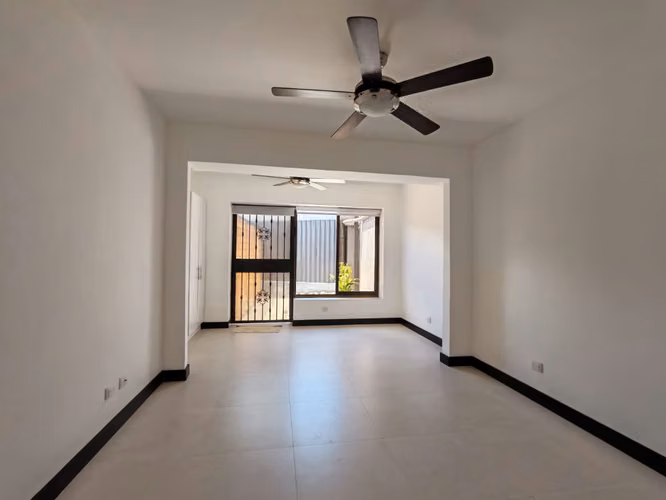 ALQUILER DE APARTAMENTO EN POZOS DE SANTA ANA INCLUYE SERVICIOS - Imagen 4