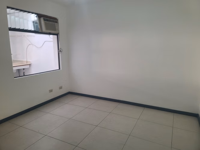 Apartamento 2 dormitorios en segundo nivel San Fco Dos Rios