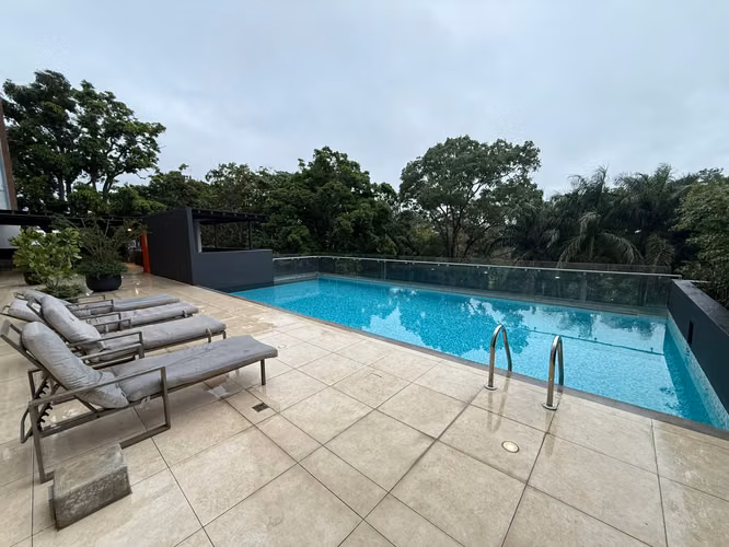 ALQUILER DE APARTAMENTO TIPO ESTUDIO MODERNO EN TORRE EN CARIARI DE HEREDIA