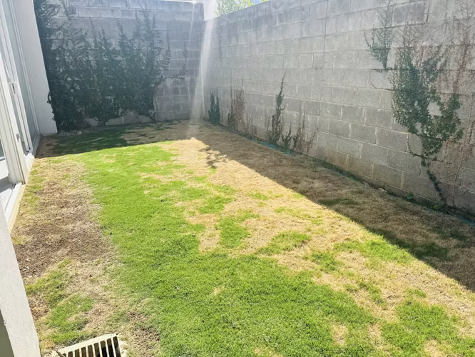 ALQUILER DE CASA EN CONDOMINIO LA ARBOLEDA