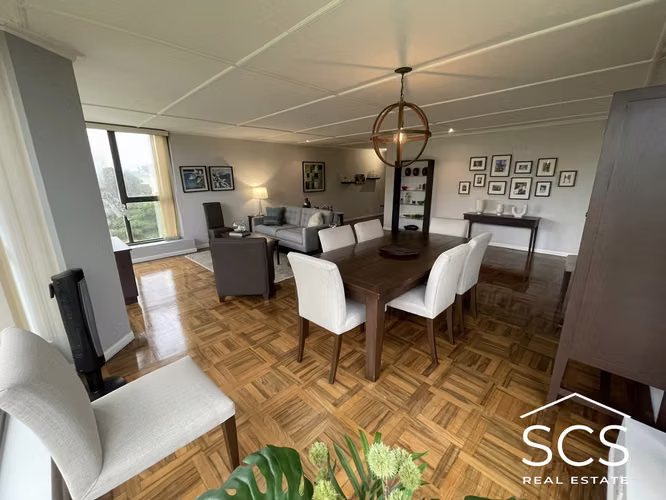 Se Vende Amplio Apartamento en torre en Barrio Amon con vista preciosa a Areas verdes