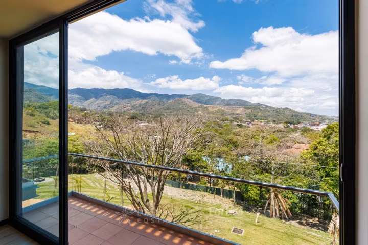Alquilo condominio Alto  Las Palomas Santa Ana  $1600 - Imagen 12
