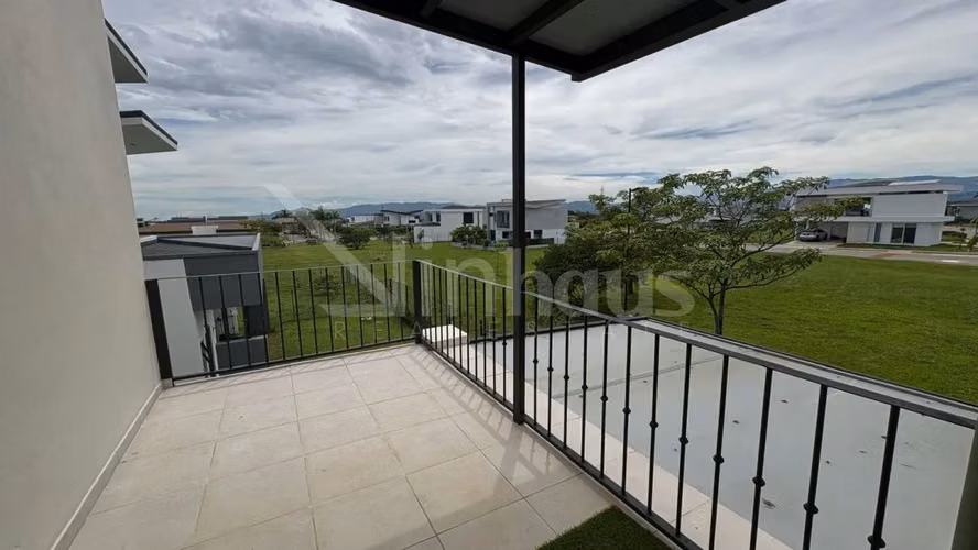 Venta de casa en condominio en Los Reyes Alajuela - Imagen 17