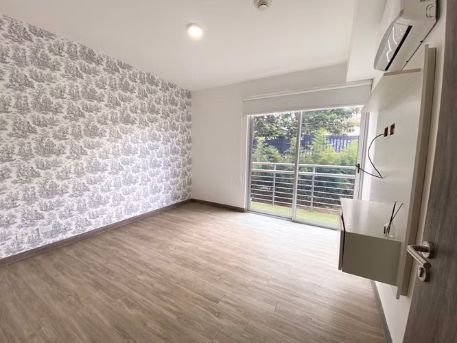 Apartamento en Alquiler Escazú | 2 Habitaciones | 2 Parqueos | Línea Blanca