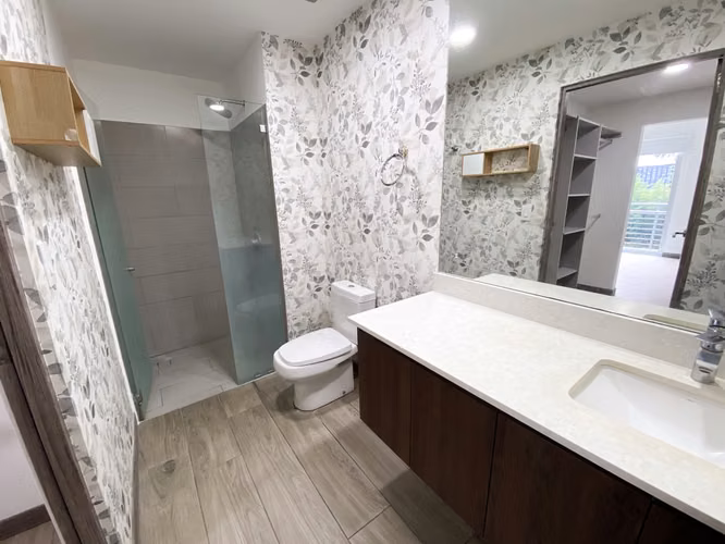 Apartamento en Alquiler Escazú | 2 Habitaciones | 2 Parqueos | Línea Blanca