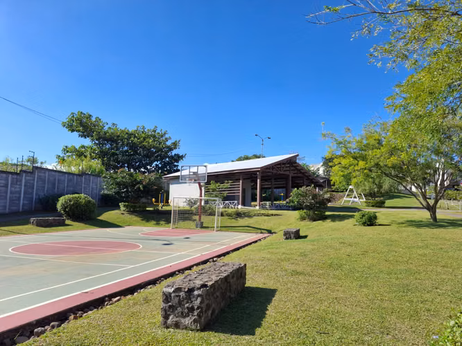 Venta de lote en Condominio Santa Rita - Imagen 4