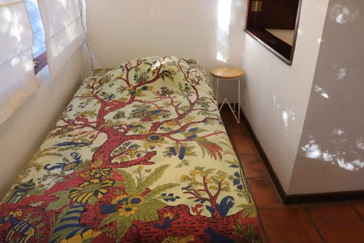 Despertar cada mañana en paz!  Con el  sonido de pajaritos! EscazuAmobladaPiscinaSeguridad$1500