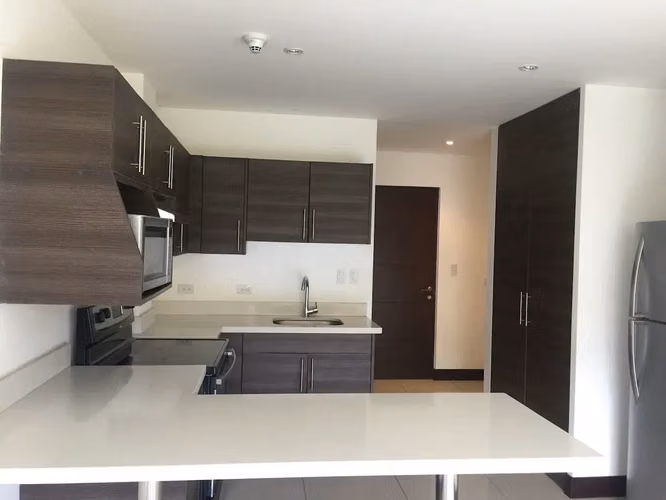 ALQUILER DE APARTAMENTO EN MONTESOL CON LÍNEA BLANCA 2764